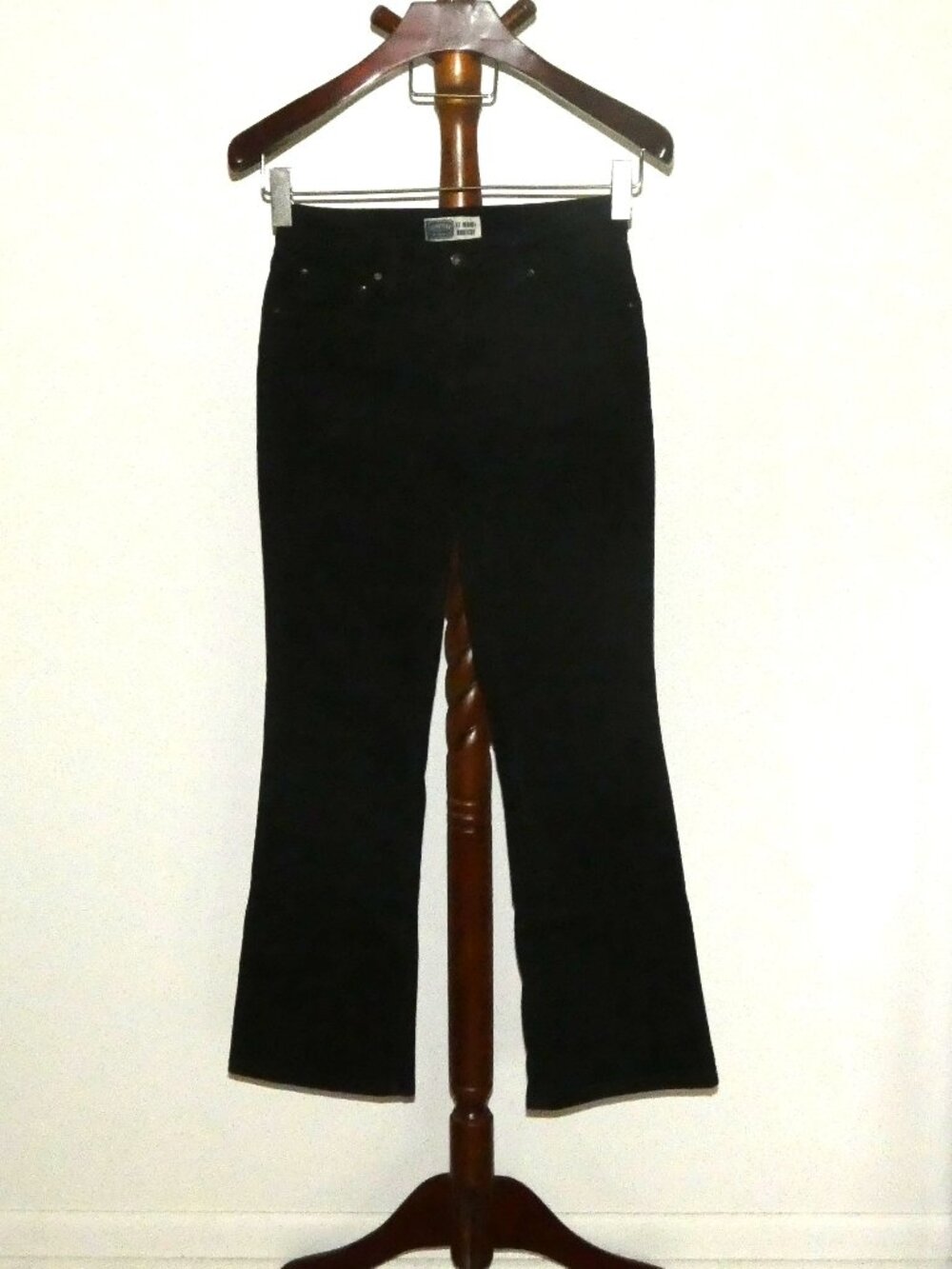 Levi's Signature Black At Waist Bootcut Stretch Denim Jeans Misses size 4